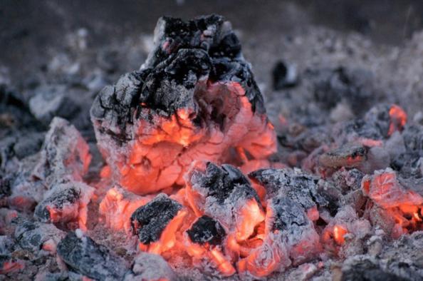 فواید کربن فعال موجود در زغال